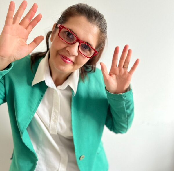 Povești care se vând, cu Eugenia Badin
